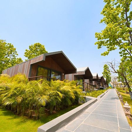 Kushal Palli Resorts- A Unit Of Pearltree Hotels & Resorts 普鲁利耶 外观 照片