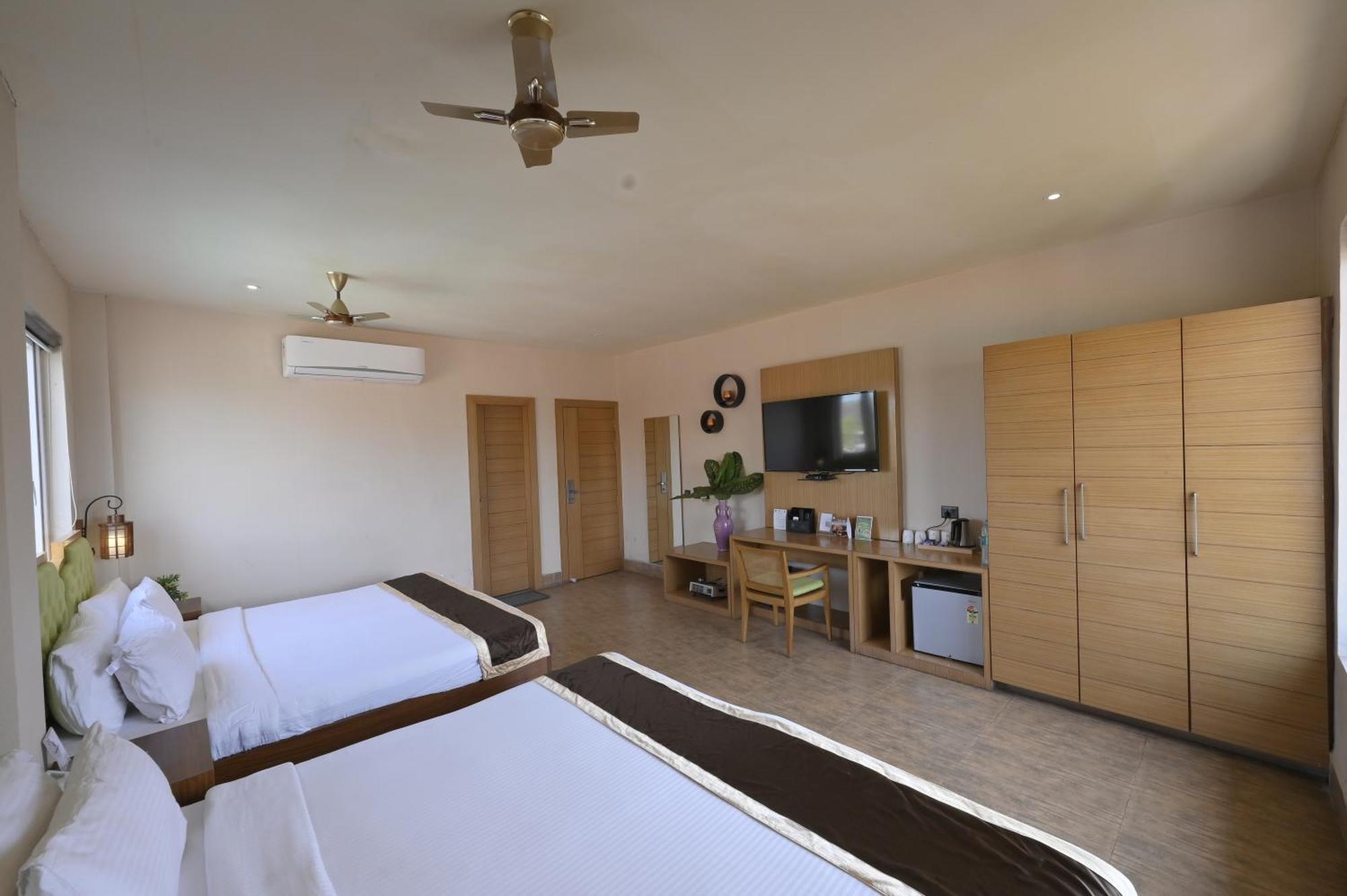 Kushal Palli Resorts- A Unit Of Pearltree Hotels & Resorts 普鲁利耶 外观 照片