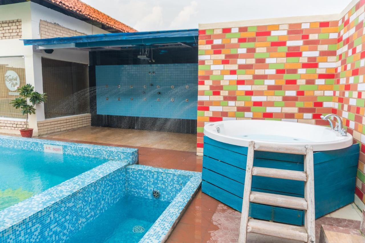 Kushal Palli Resorts- A Unit Of Pearltree Hotels & Resorts 普鲁利耶 外观 照片